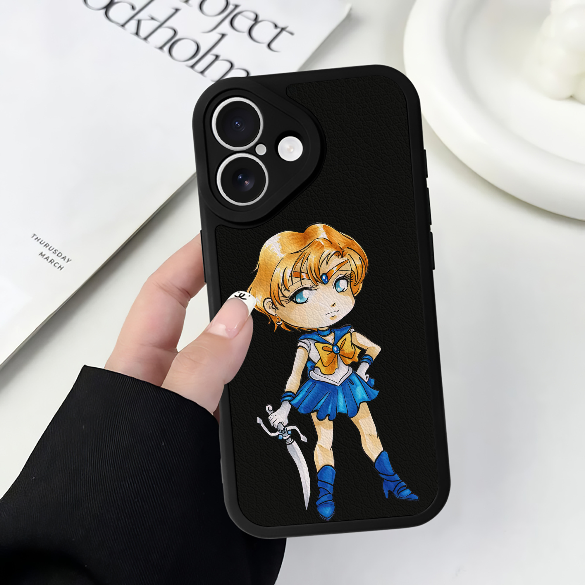 （画像用） 美少女戦士セーラームーン 天王はるか Sailor Moon Tenoh Haruka 【iPhone 16シリーズ対応】シリコンスマホケース（レザー調） 材質：シリコン